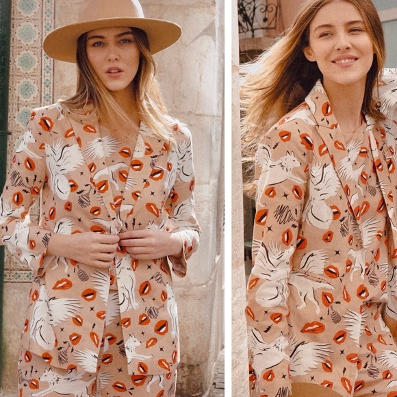 LAS SURENAS Wolf Kisses Lip Amore Print Single Button Linen Loose Fit Blazer - Picture 5 of 16